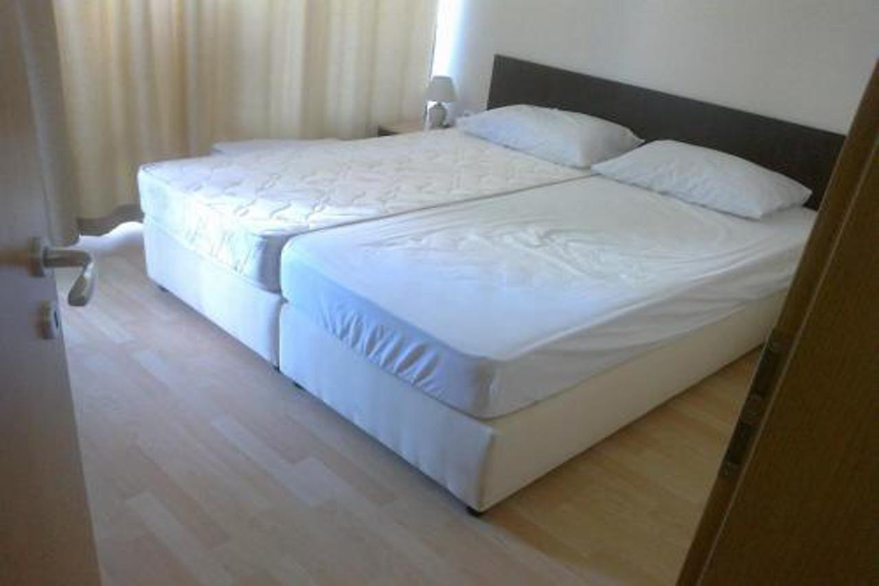 Stella Polaris Apartcomplex Pantai Sunny Bagian luar foto